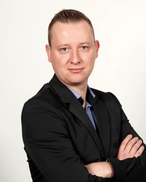 Kevin Desender, Projektmanager