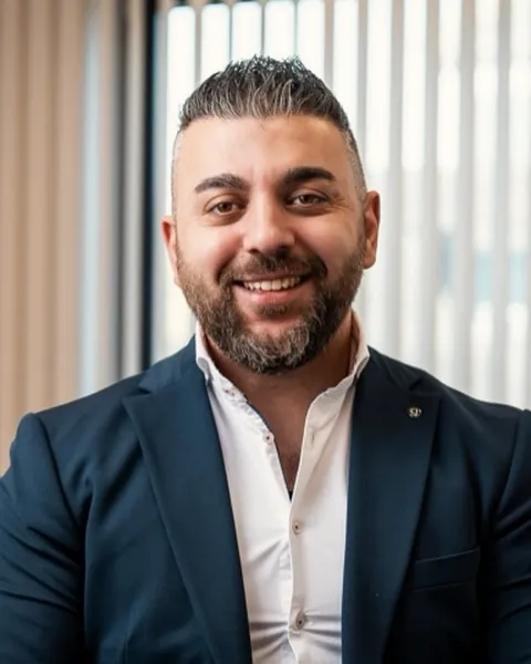 Yakup Yalcin, Projektmanager